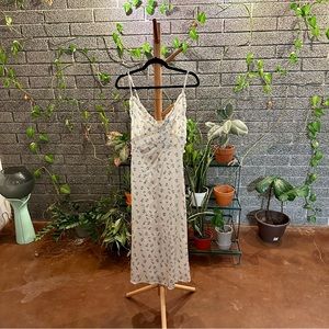 NWT White Floral Cider Midi Dress